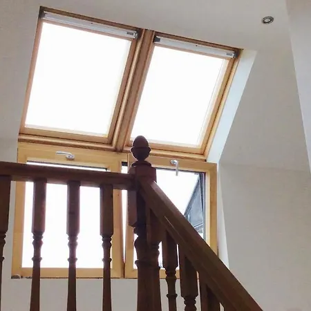 Holland House F94dp26 Nocleg ze śniadaniem